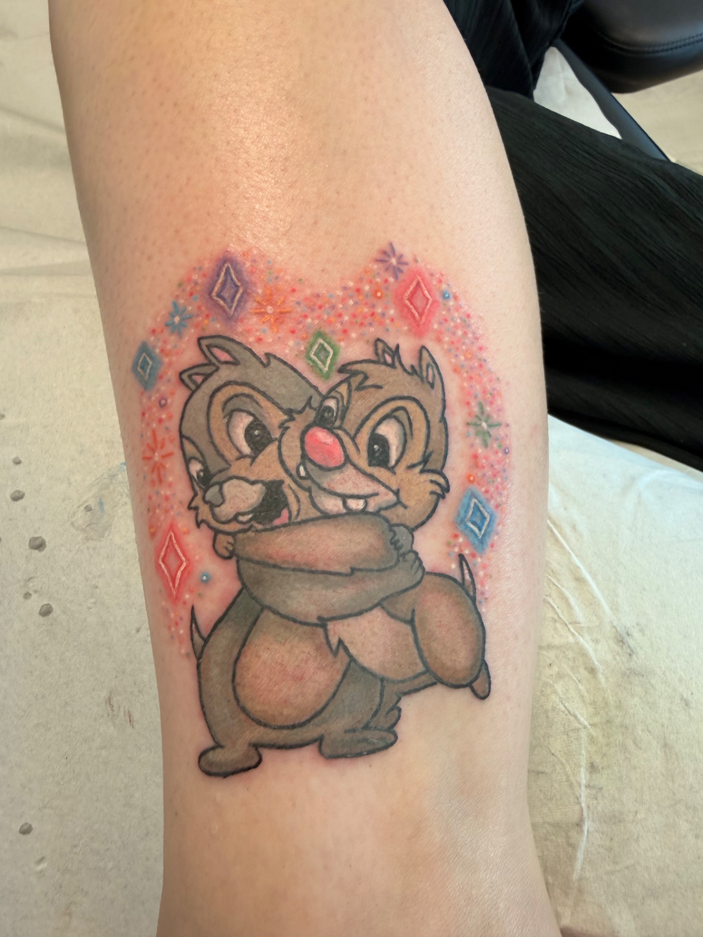 Glitter tatuointi , Disney kuva , Tatuointistudio Seinäjoki